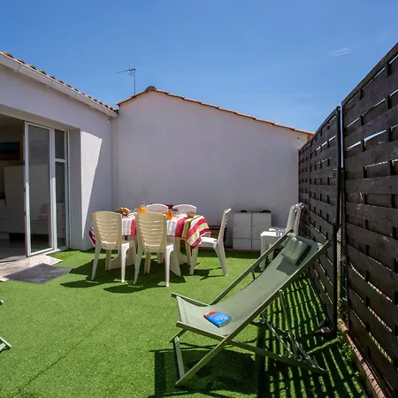 Semesterbostad Les Matelos By Interhome *